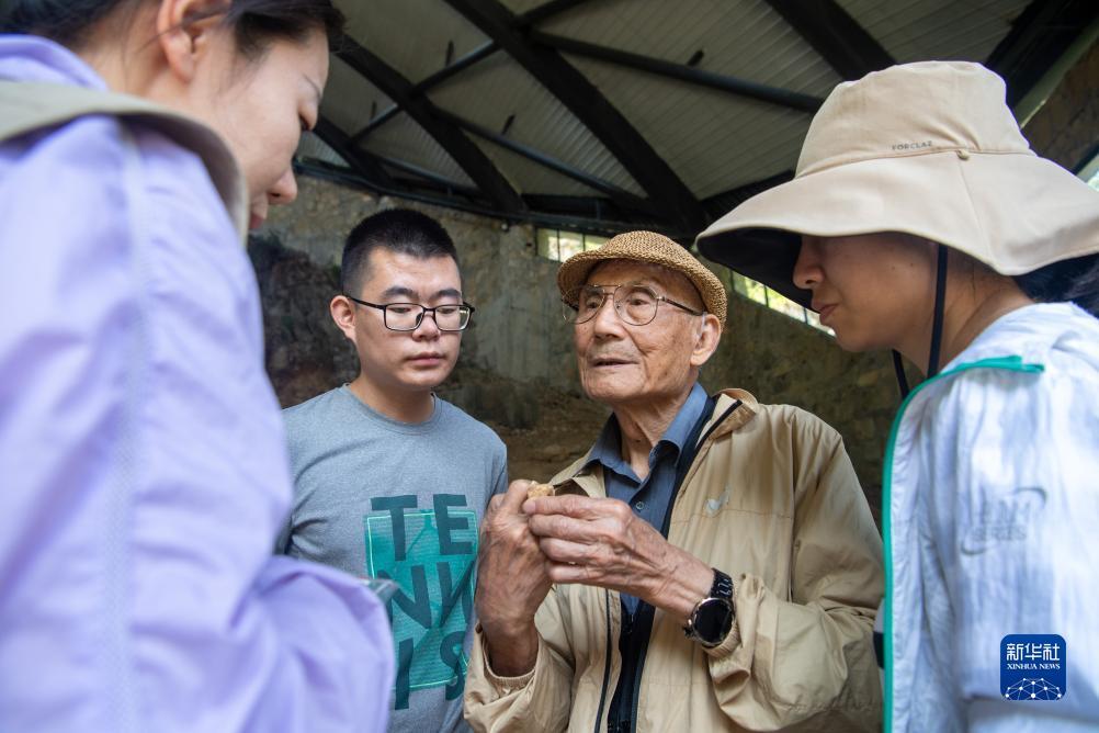 棋牌游戏中心